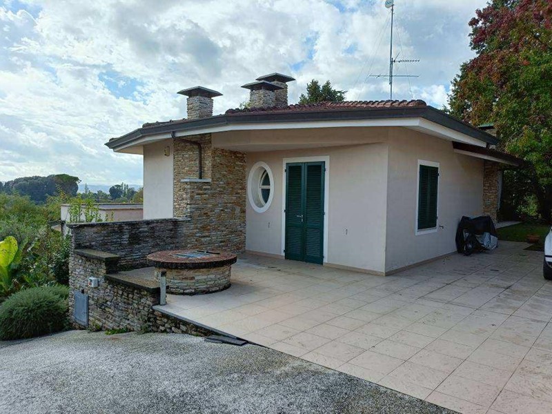 Appartamento in Vendita a Santa Maria a Monte, 168'750&euro;, 172 m²