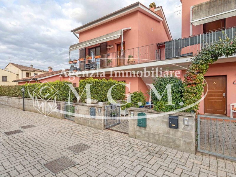 Appartamento in Vendita a Casciana Terme Lari, zona Lavaiano, 230'000&euro;, 108 m², con Box