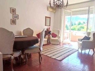 Quadrilocale in Vendita a Massa, 225'000€, 100 m²