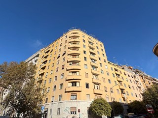 Trilocale in Vendita a Roma, 398'000€, 80 m²