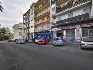 Attività commerciale in Vendita a Catania, 32'000&euro;, 35 m²