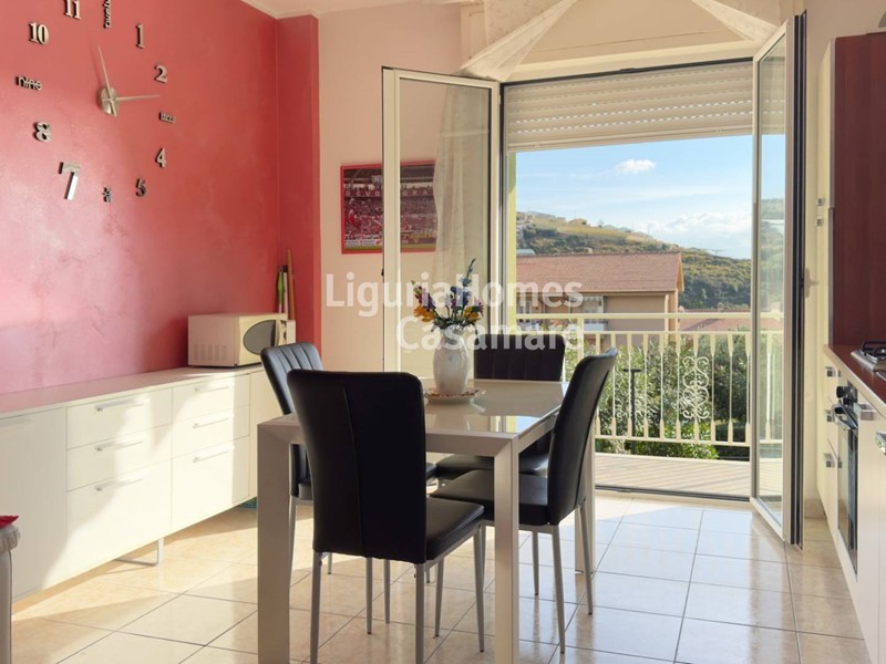 Quadrilocale in Vendita a Santo Stefano al Mare, 270'000&euro;, 56 m²