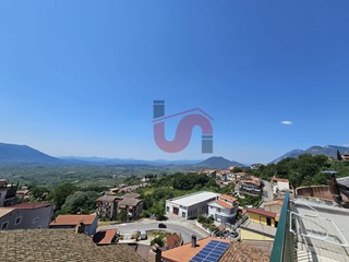 Villa in Vendita a Guardia Sanframondi, 92'000€, 135 m²