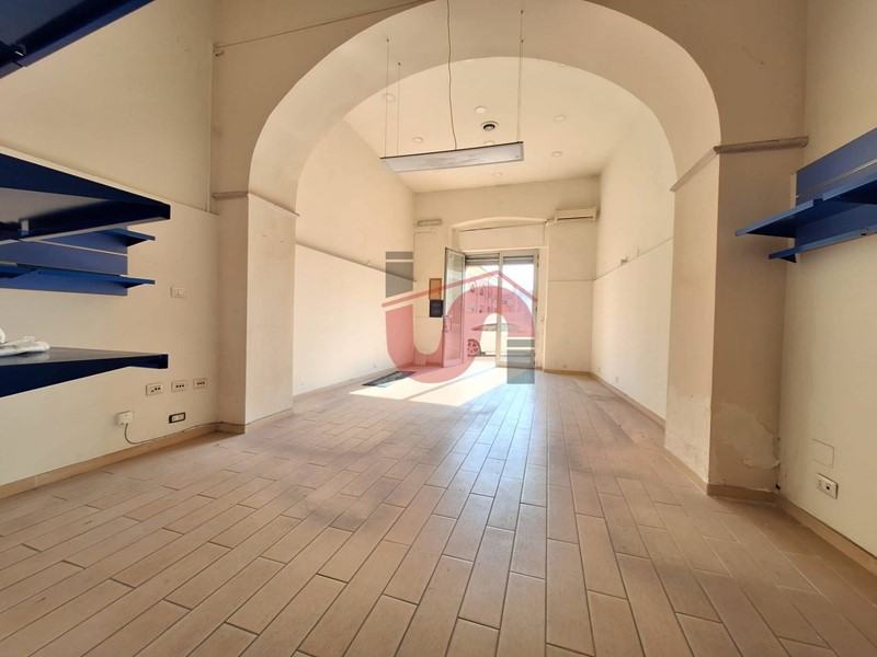 Immobile commerciale in Affitto a Benevento, 430&euro;, 40 m²