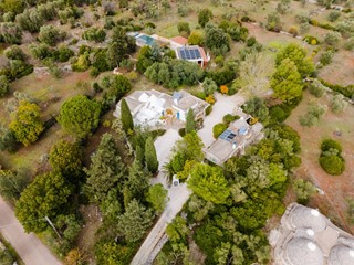 Cascina in Vendita a Ostuni, 990'000€, 430 m²