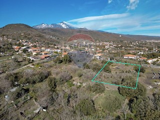 Terreno agricolo in Vendita a Zafferana Etnea, 30'000&euro;, 3665 m²