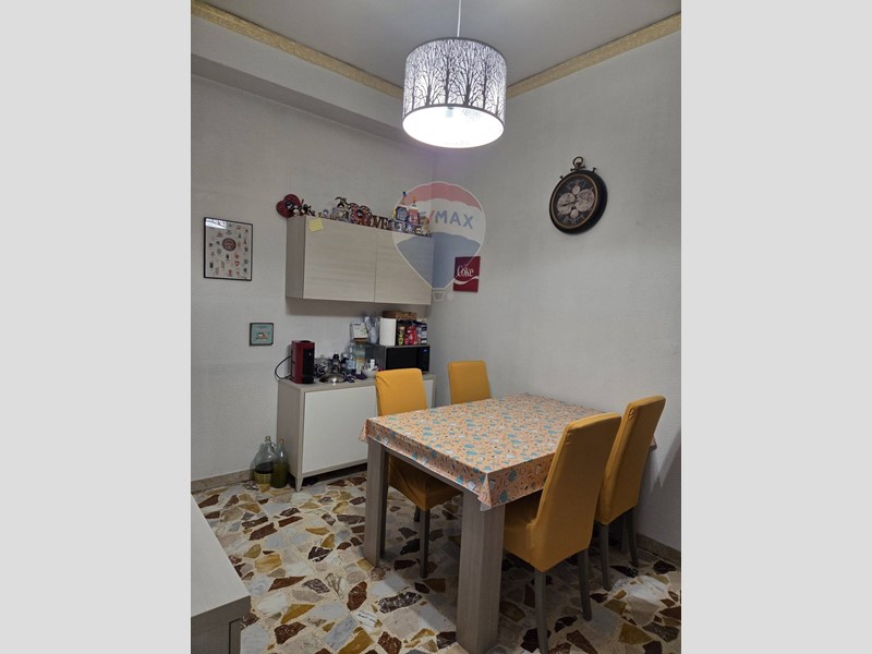 Appartamento in Vendita a Misterbianco, 99'000€, 110 m²