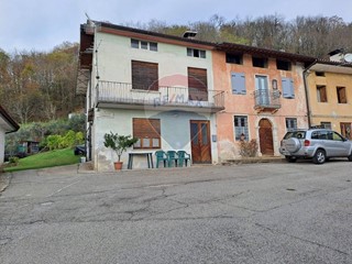 Rustico in Vendita a Valdagno, 270'000&euro;, 252 m²