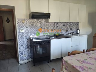 Casa Indipendente in Affitto a Gildone, 220 m²