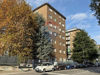 Trilocale in Vendita a Milano, 335'000€, 90 m²