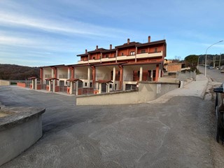 Appartamento in Vendita a Guardia Sanframondi, 125'000&euro;, 250 m²