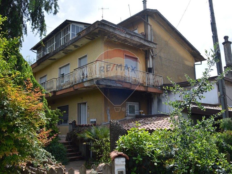 Casa Indipendente in Vendita a Calvi, 127'000&euro;, 189 m²