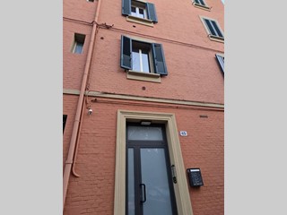 Bilocale in Vendita a Bologna, 168'000&euro;, 60 m²