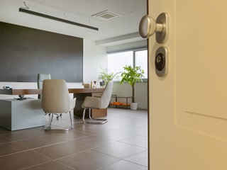 Ufficio in Vendita a Prato, 249'000&euro;, 116 m²