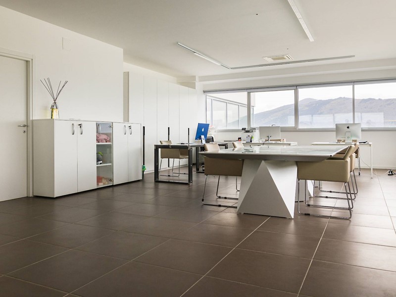 Ufficio in Vendita a Prato, 299'000&euro;, 152 m²