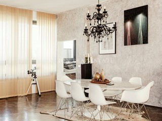 Quadrilocale in Vendita a Milano, 910'000€, 166 m², con Box