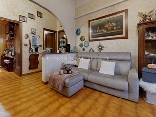 Bilocale in Vendita a Milano, 249'000€, 72 m²