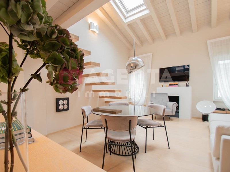 Trilocale in Vendita a Brescia, 595'000&euro;, 187 m²
