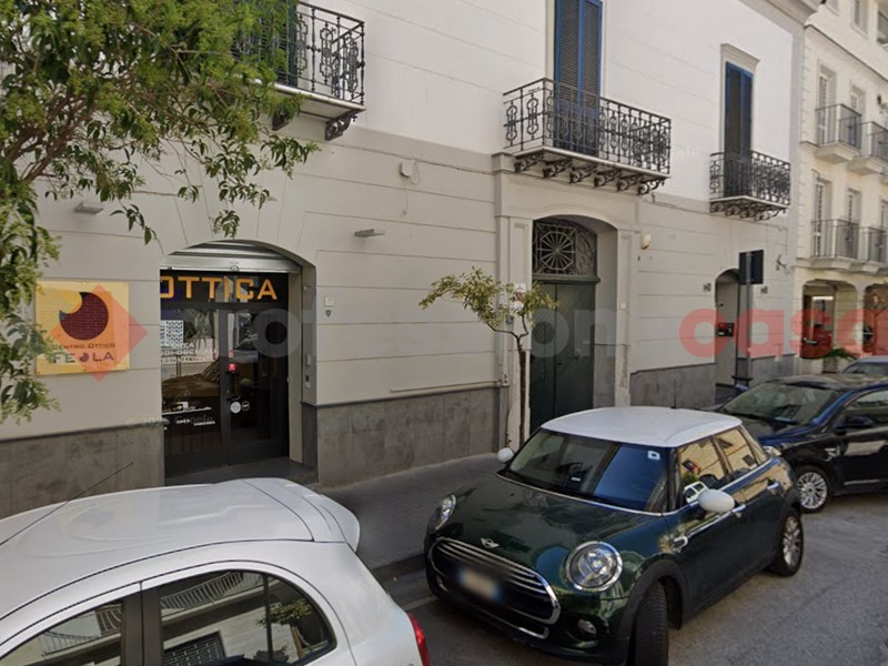 Negozio in Vendita a Caserta, 130'000&euro;, 90 m²