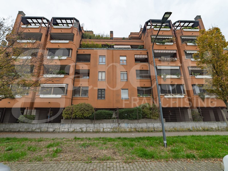 Trilocale in Vendita a Milano, 399'000€, 105 m², arredato, con Box