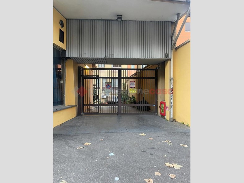 Box in Vendita a Milano, 140'000&euro;, 28 m²