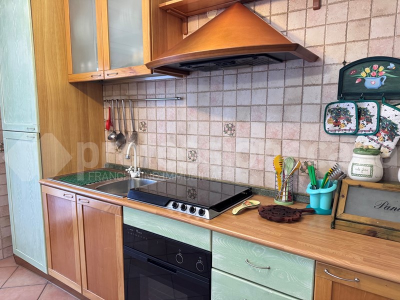 Trilocale in Affitto a Castel di Sangro, 1'000&euro;, 61 m², arredato