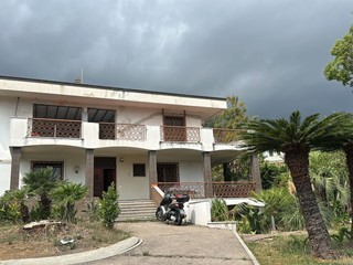 Casa Indipendente in Vendita a Sanremo, 1'600'000&euro;, 600 m²