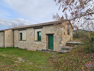Villa in Vendita a Monteriggioni, 360'000€, 105 m²