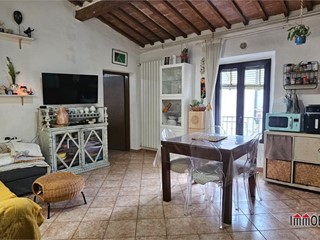 Bilocale in Vendita a Colle di Val D'Elsa, 79'000€, 57 m²