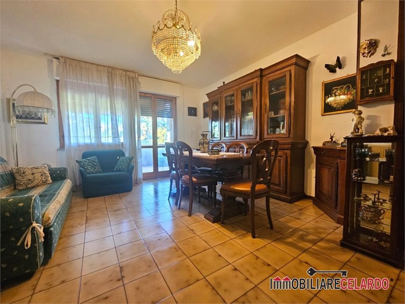 Quadrilocale in Vendita a Colle di Val D'Elsa, 190'000€, 82 m²