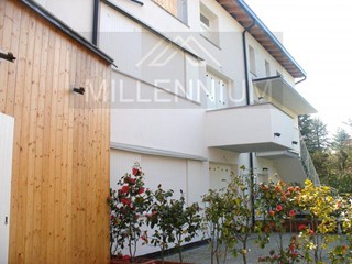 Bilocale in Affitto a Sesto Calende, 690€, 55 m², arredato