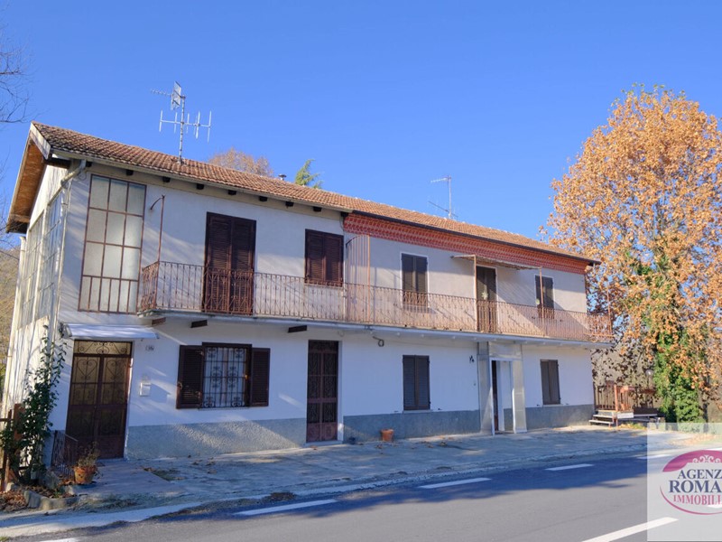 Casa Indipendente in Vendita a Melazzo, 135'000&euro;, 220 m², con Box