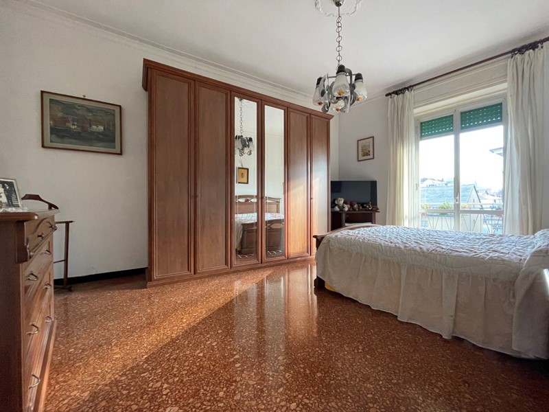 Appartamento in Vendita a Genova, zona Sampierdarena, 99'000€, 91 m²