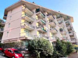 Appartamento in Vendita a Genova, 100'500€, 89 m²