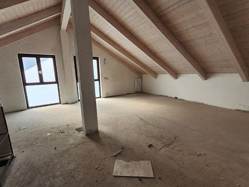 Villa in Vendita a Caselette, 101'250&euro;, 136 m²