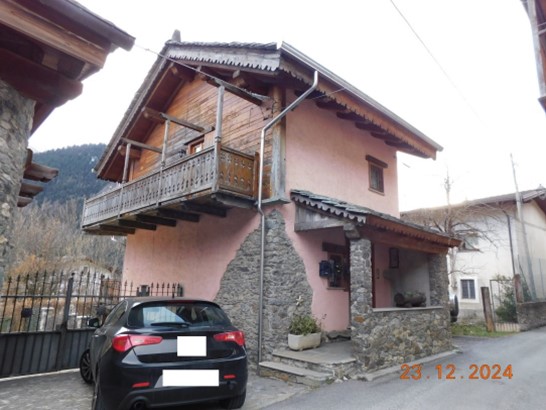 Casa Indipendente in Vendita a Salbertrand, 87'750&euro;, 116 m²