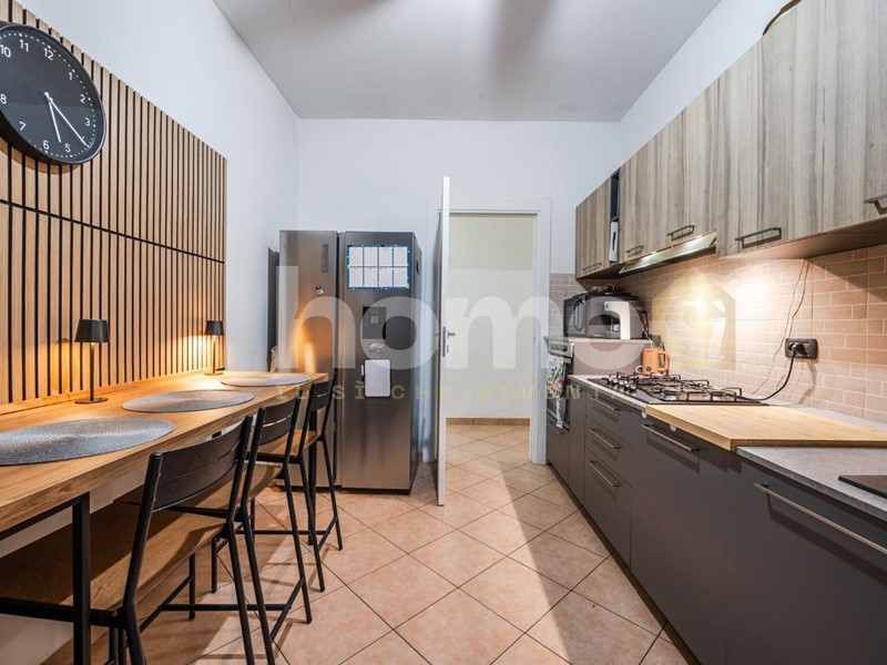 Appartamento in Vendita a Modena, 195'000€, 93 m², con Box