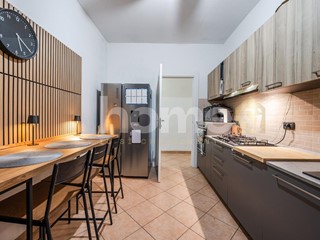 Appartamento in Vendita a Modena, 195'000€, 93 m², con Box