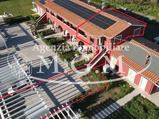 Quadrilocale in Vendita a Calcinaia, zona Fornacette, 290'000&euro;, 90 m²