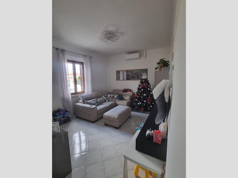 Appartamento in Vendita a Cascina, zona Visignano, 173'000&euro;, 104 m²