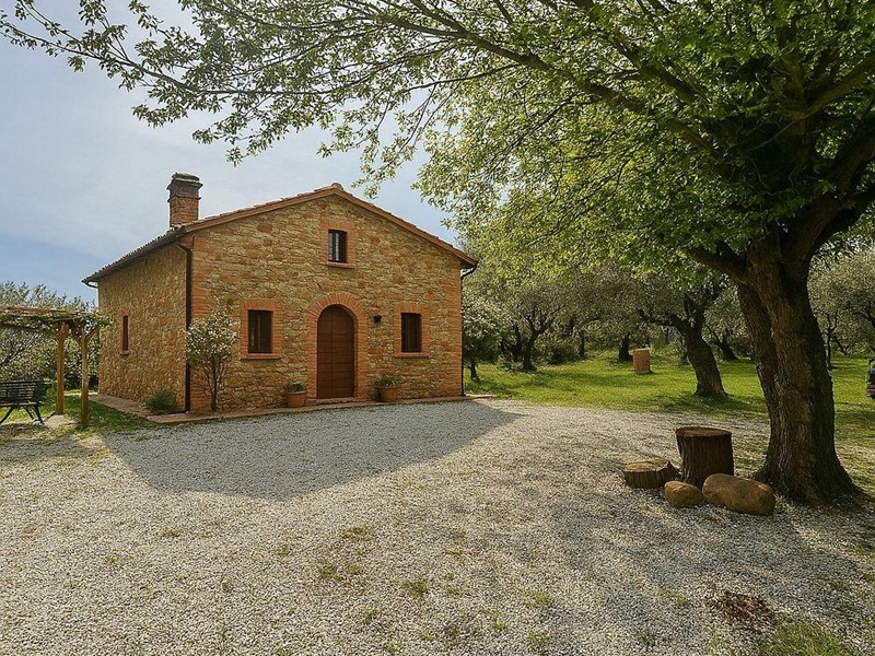 Casa Indipendente in Vendita a Palaia, zona Forcoli, 920'000&euro;, 230 m², con Box