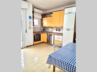 Trilocale in Vendita a Cecina, zona Cecina Marina, 215'000&euro;, 65 m², arredato