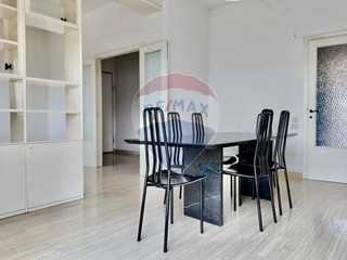 Quadrilocale in Vendita a Ancona, 139'000€, 106 m²