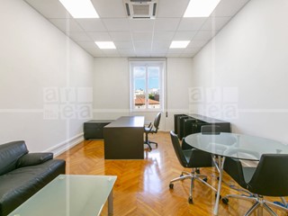 Ufficio in Affitto a Roma, 9'000&euro;, 217 m²
