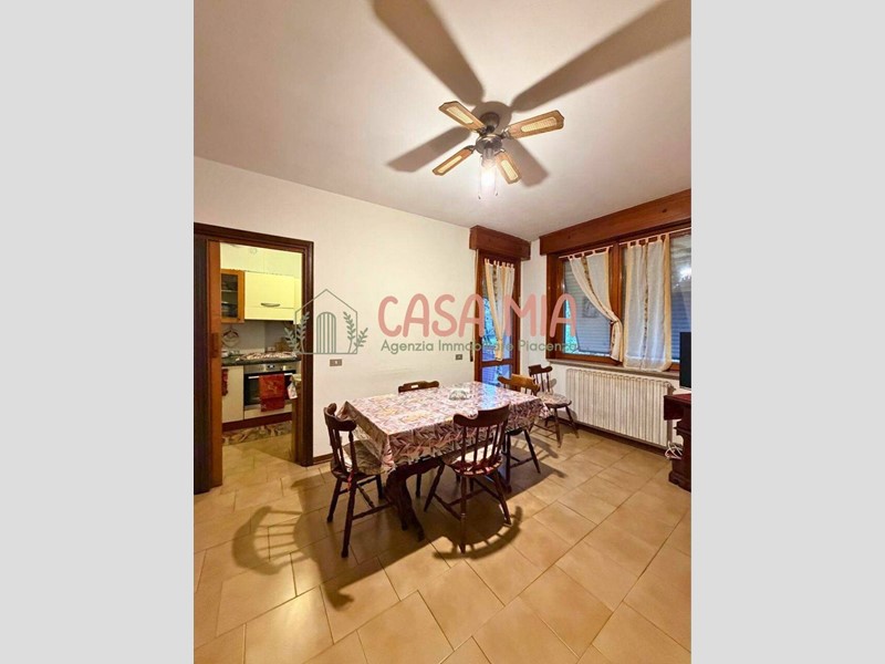 Trilocale in Vendita a Rottofreno, 95'000&euro;, 80 m²