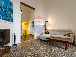 Appartamento in Vendita a Palermo, 420'000€, 161 m²