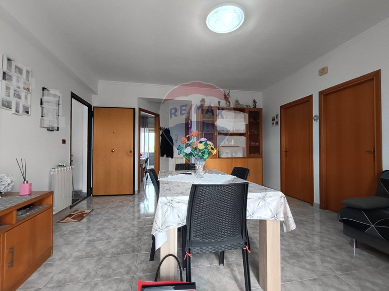 Quadrilocale in Vendita a Mascali, 90'000€, 90 m²