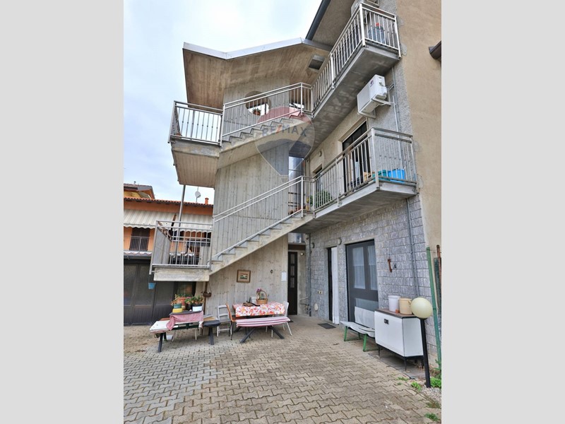 Bilocale in Vendita a Gerenzano, 147'000&euro;, 61 m²