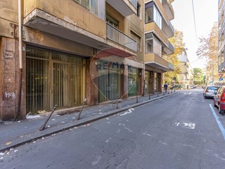 Immobile commerciale in Vendita a Catania, 55'000&euro;, 62 m²