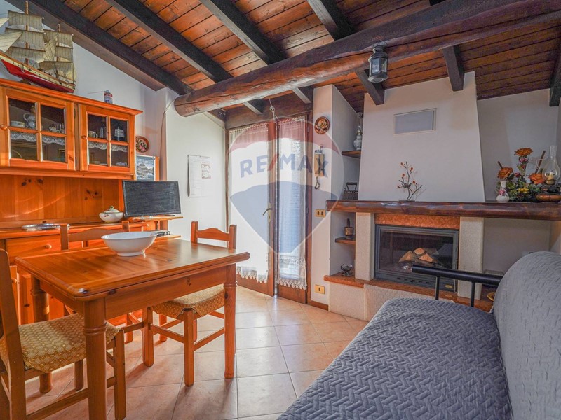 Casa Semi Indipendente in Vendita a Ranzanico, 89'000&euro;, 65 m²